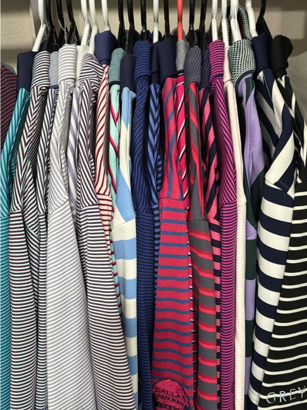 20 Greyson polos